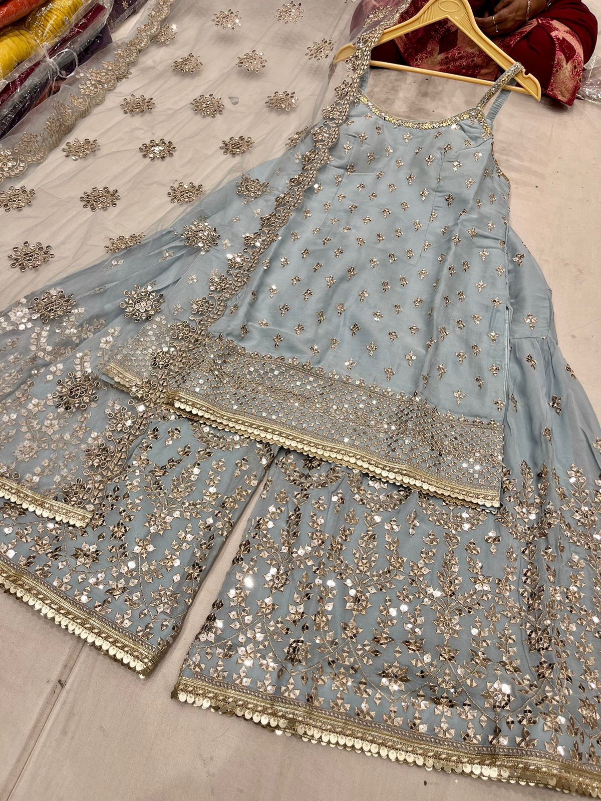 Sharara vs Gharara: What's the Difference?